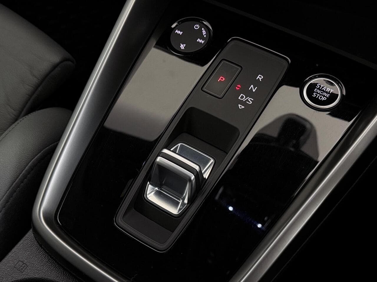 Audi A3 thumbnail Misc Controls