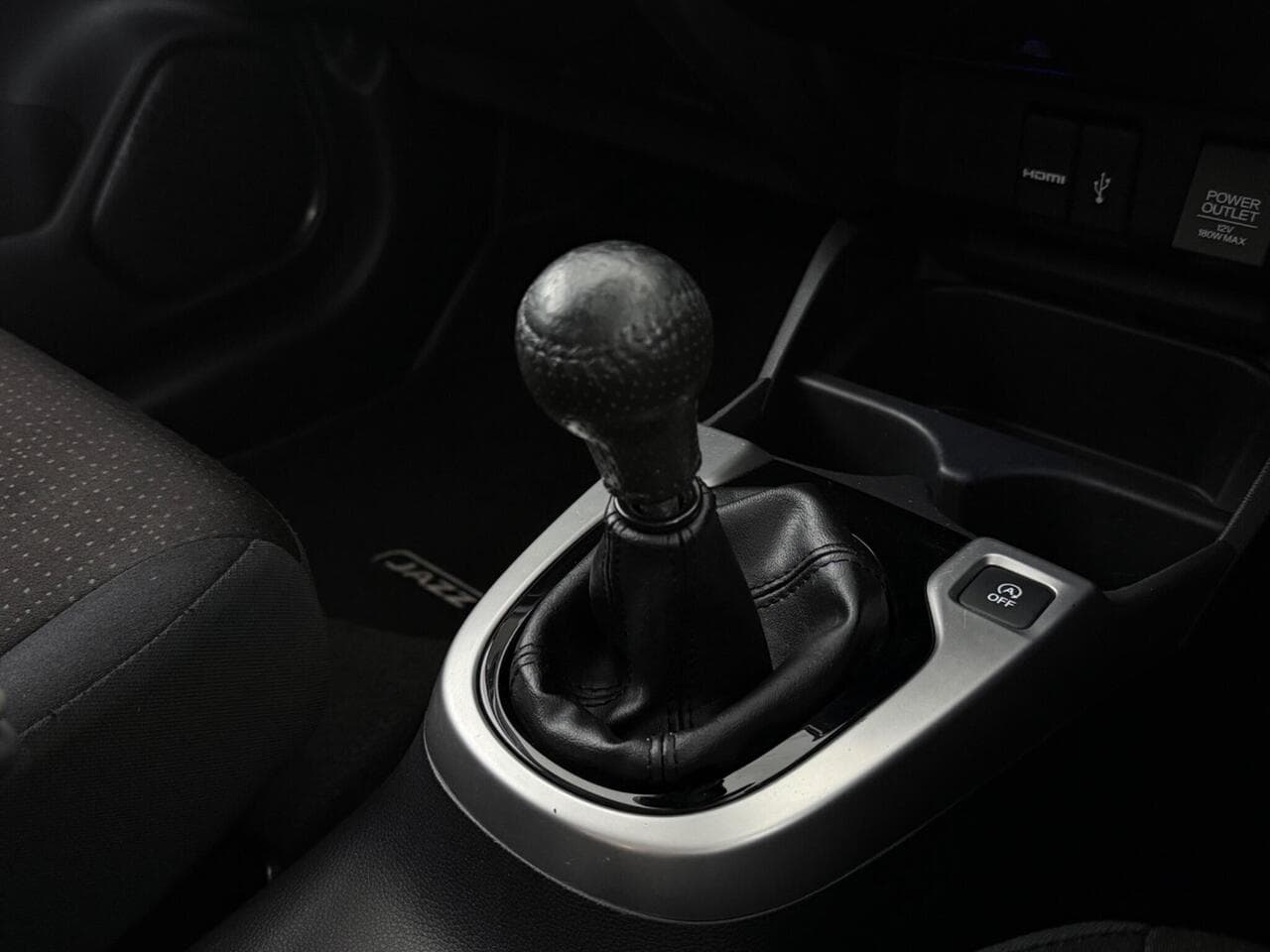 Honda Jazz thumbnail Interior Front