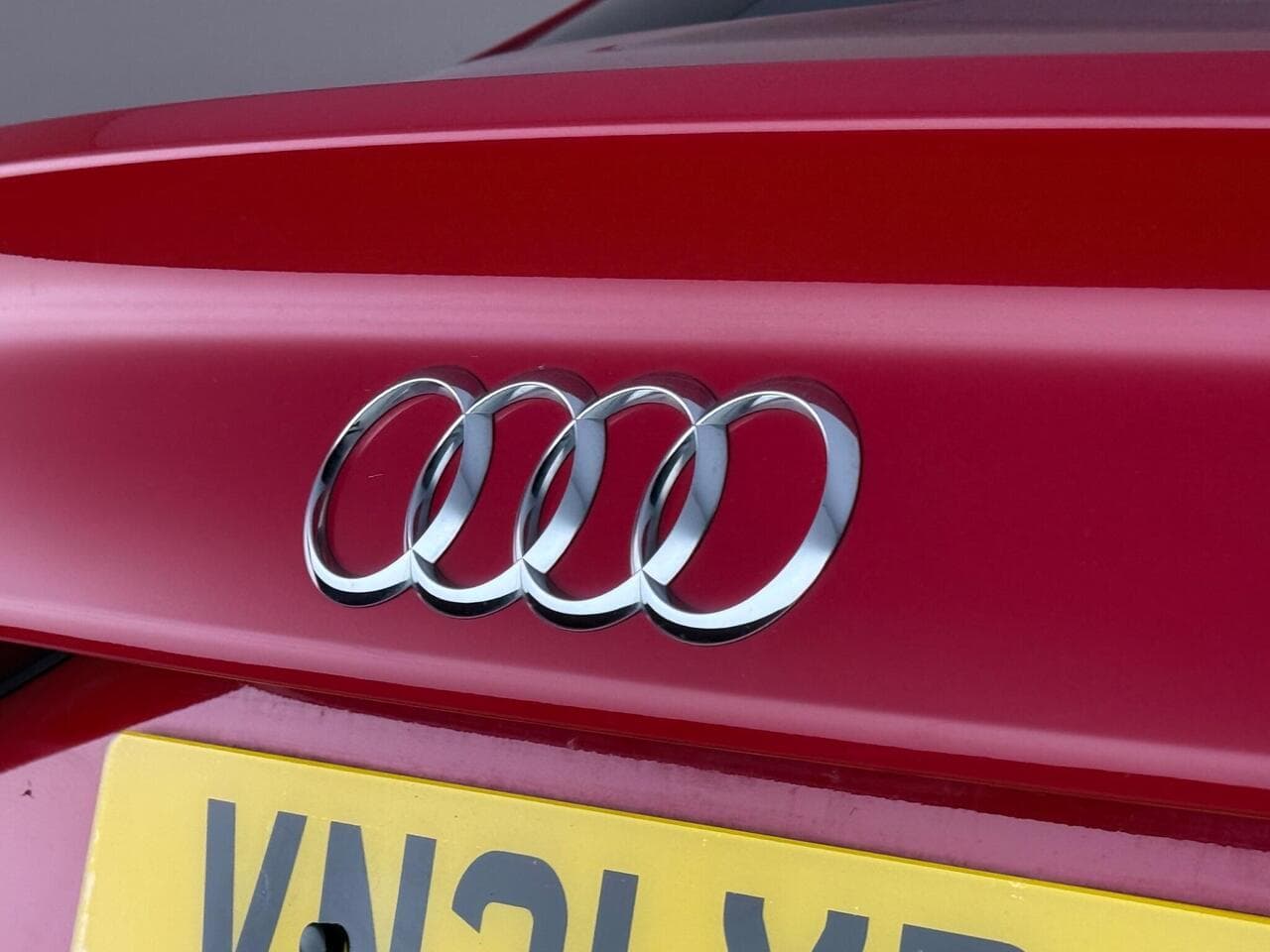Audi A3 thumbnail Badge Exterior