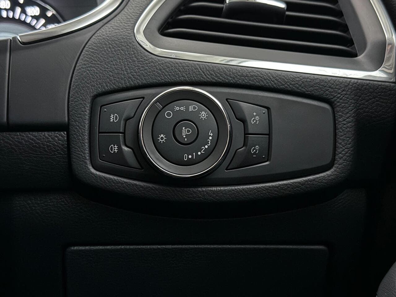 Ford Galaxy thumbnail Misc Controls