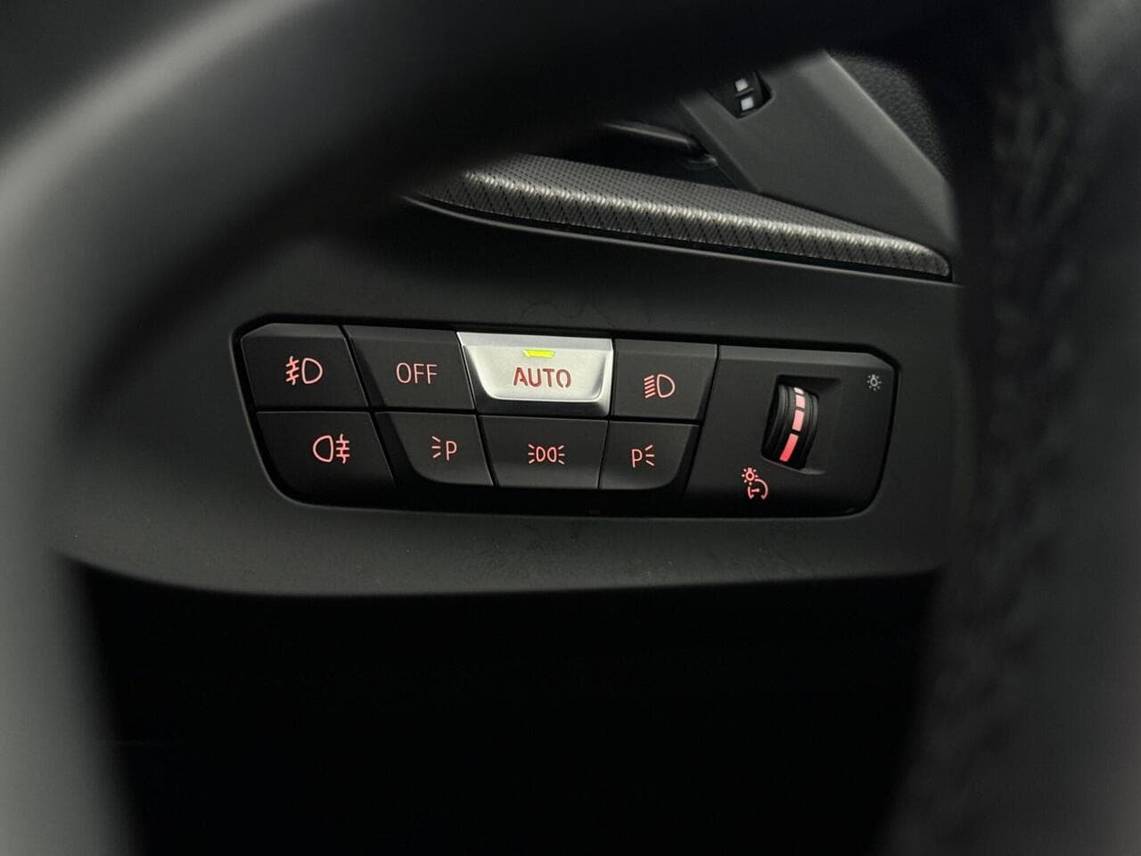 BMW 2 Series Gran Coupe thumbnail Misc Controls