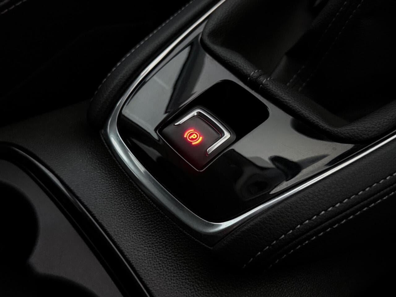 Vauxhall Grandland thumbnail Misc Controls