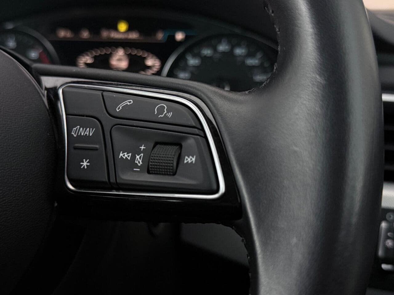 Audi A5 thumbnail Misc Controls