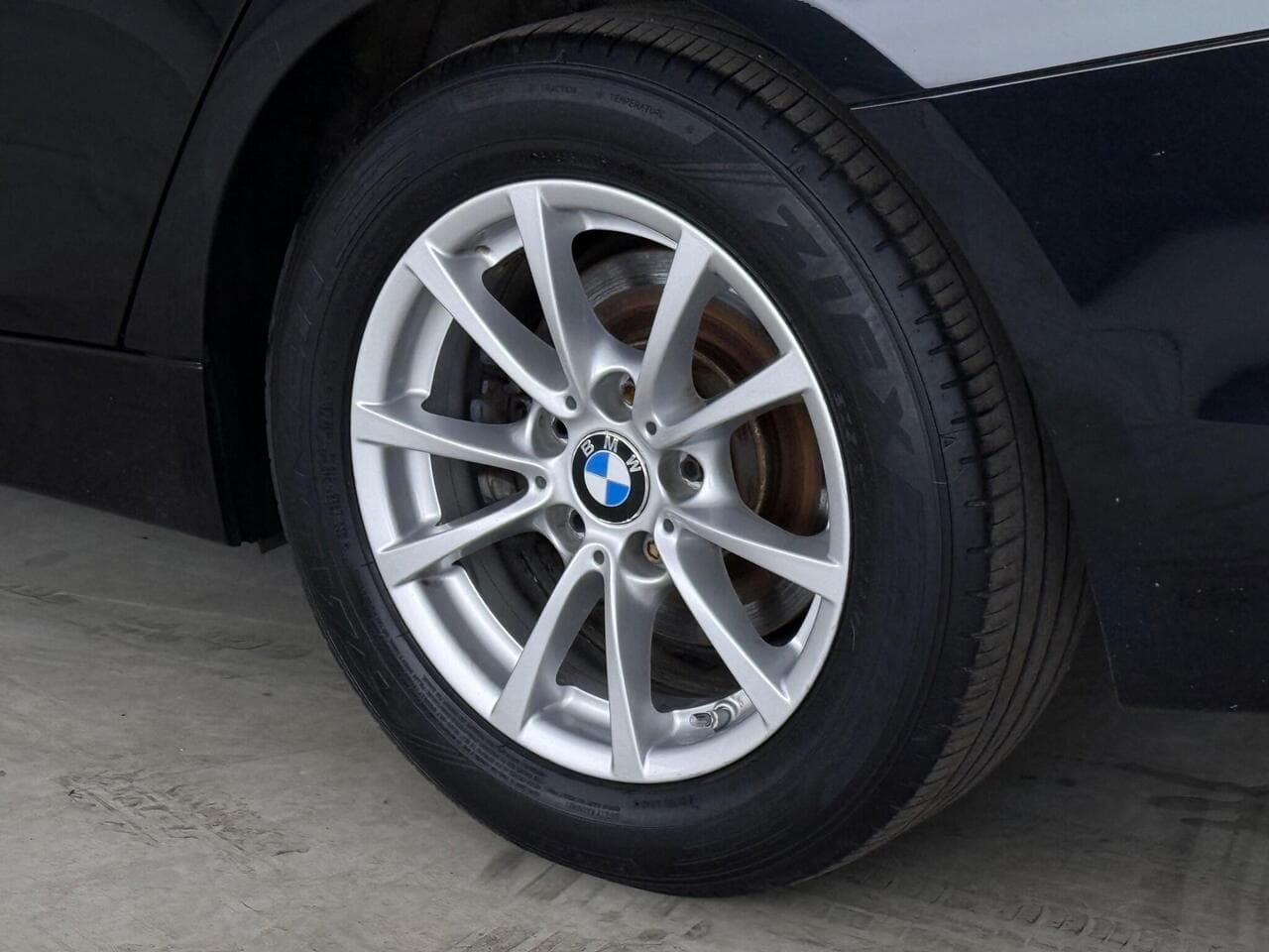 BMW 3 Series thumbnail Wheel