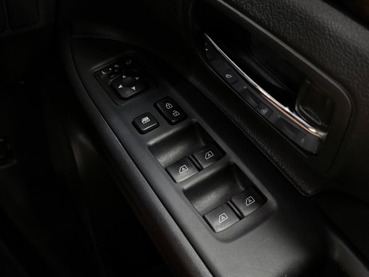 Mitsubishi Outlander thumbnail Inconclusive