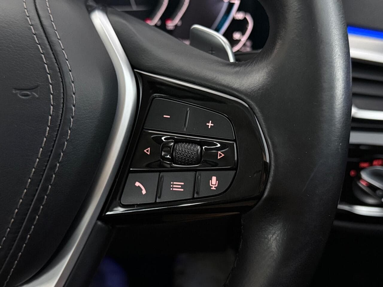 BMW 5 Series thumbnail Misc Controls