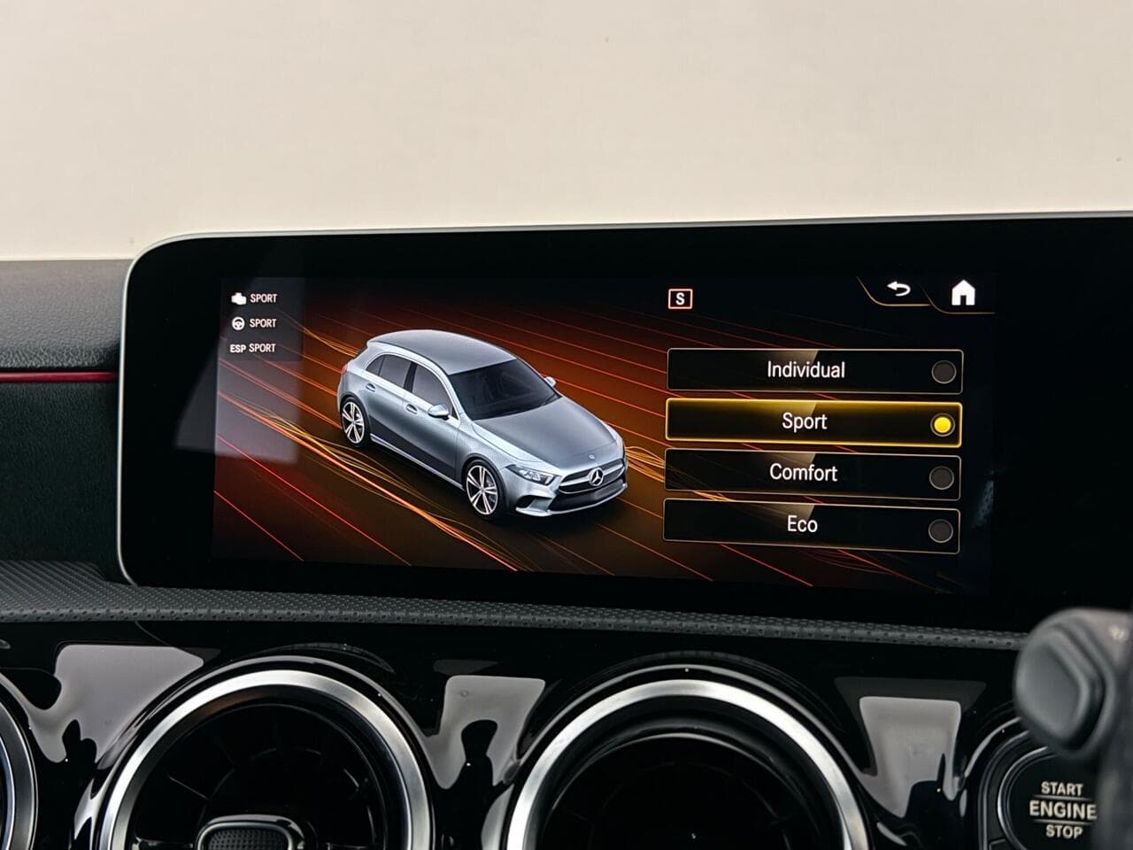 Mercedes-Benz A Class thumbnail Infotainment System