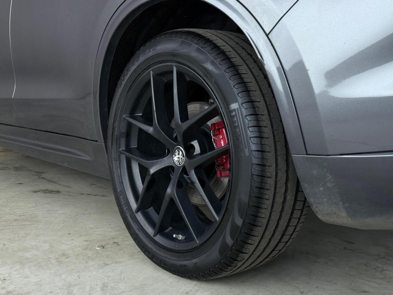 Alfa Romeo Stelvio thumbnail Wheel