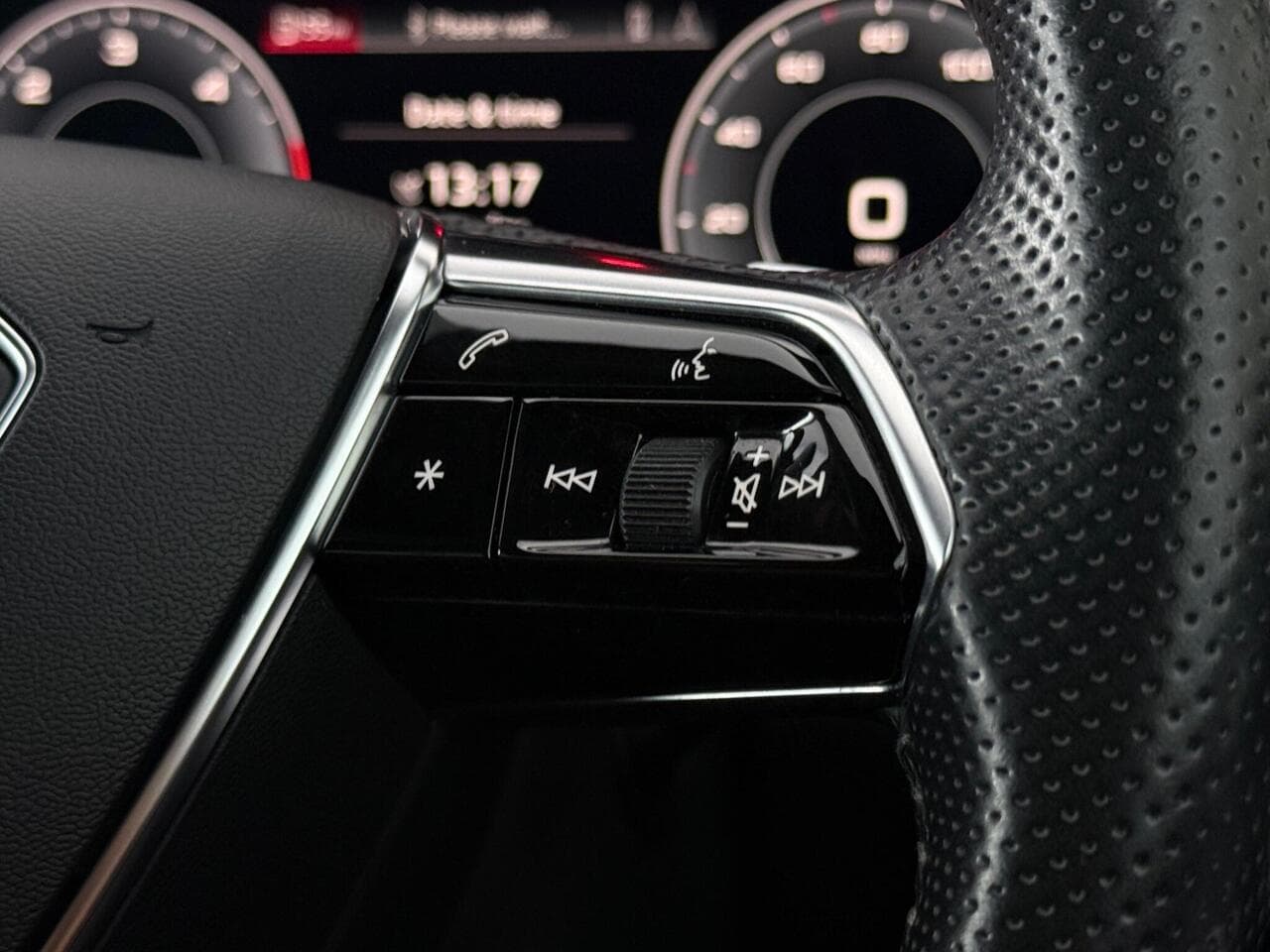 Audi A6 Avant thumbnail Misc Controls