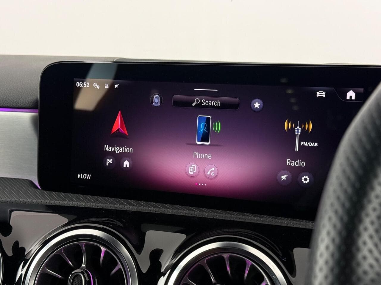 Mercedes-Benz A Class thumbnail Infotainment System
