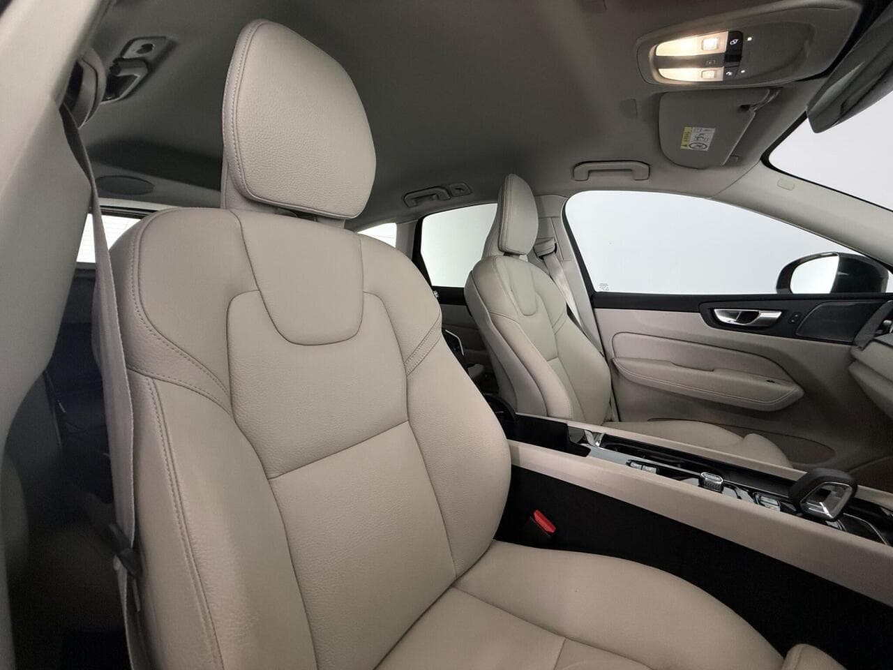 Volvo XC60 thumbnail Seat Driver