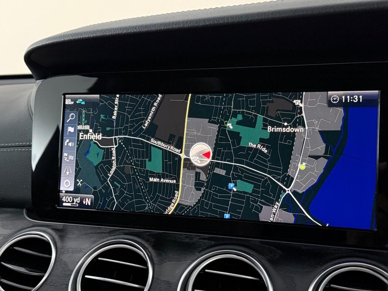 Mercedes-Benz E Class thumbnail Infotainment System