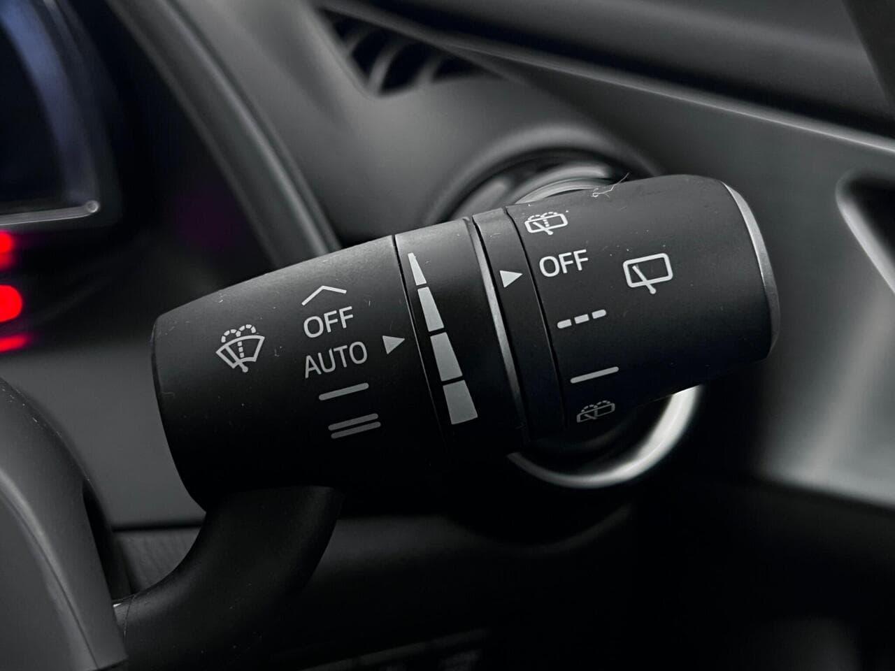 Mazda CX-3 thumbnail Misc Controls