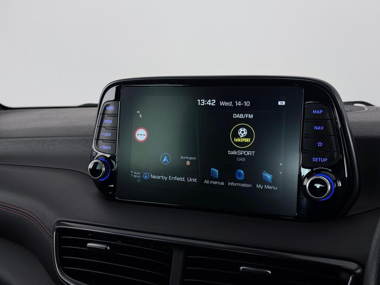 Hyundai TUCSON thumbnail Infotainment System