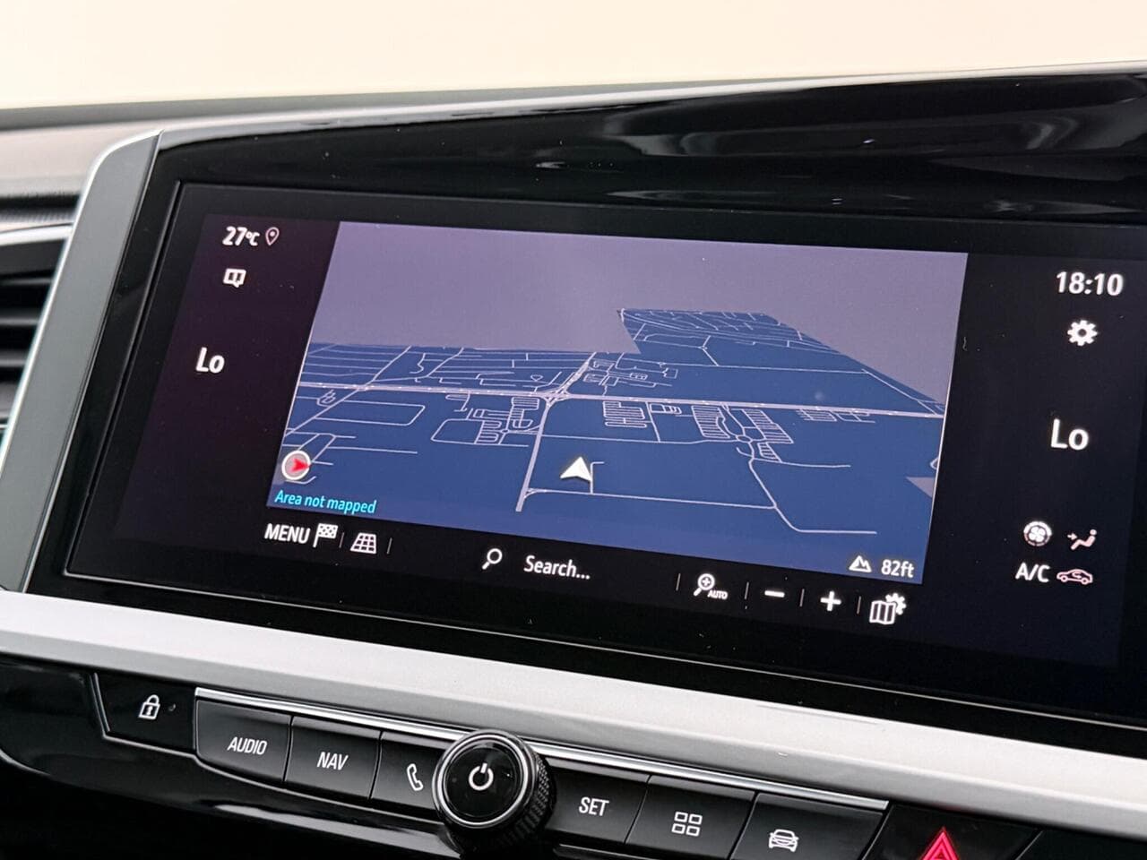 Vauxhall Grandland thumbnail Infotainment System