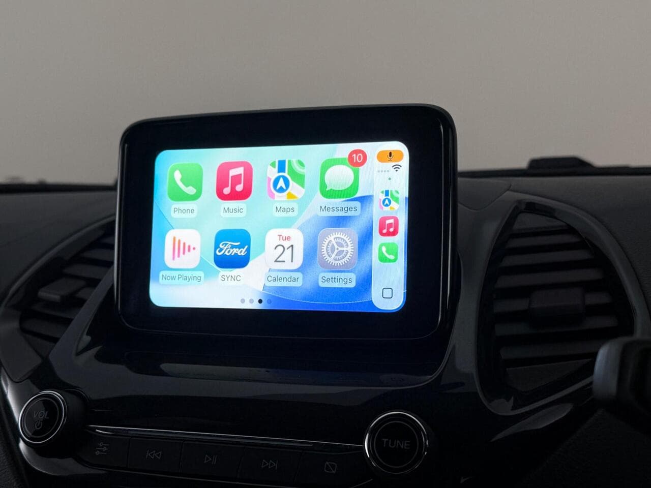Ford Ka+ thumbnail Infotainment System