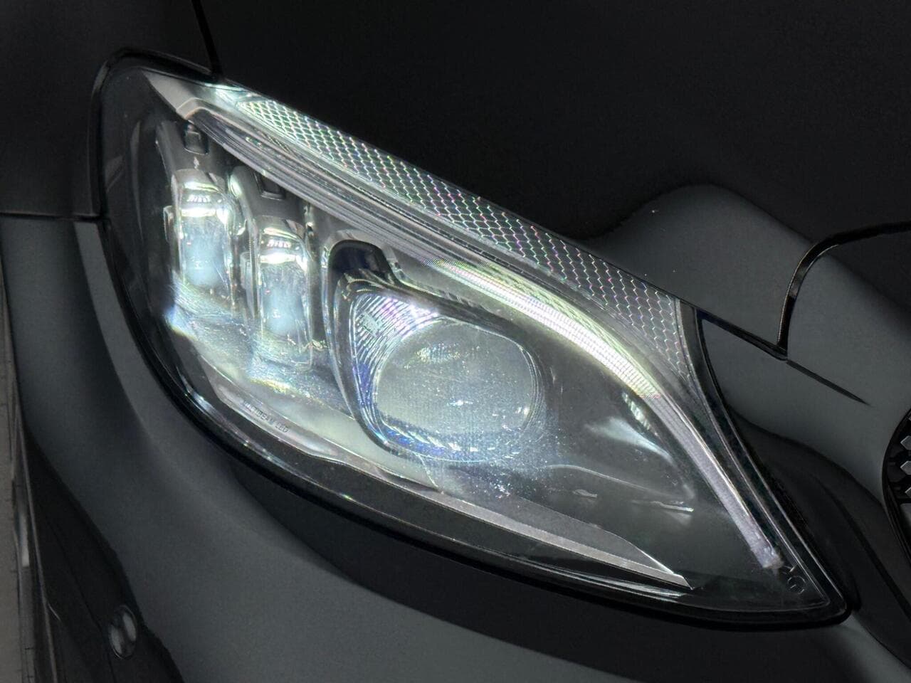 Mercedes-Benz C Class thumbnail Lights Front