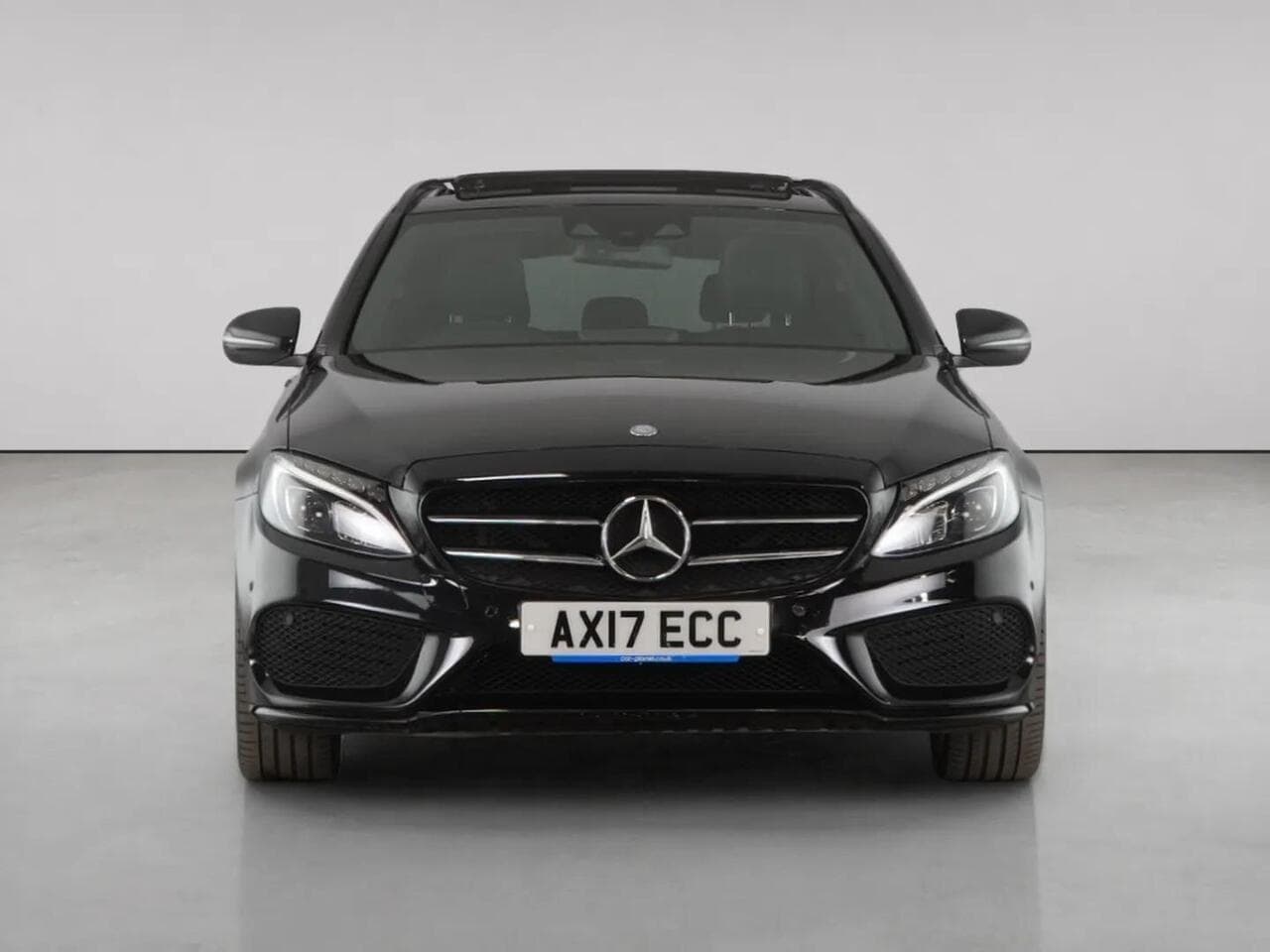 Mercedes-Benz C Class thumbnail Front