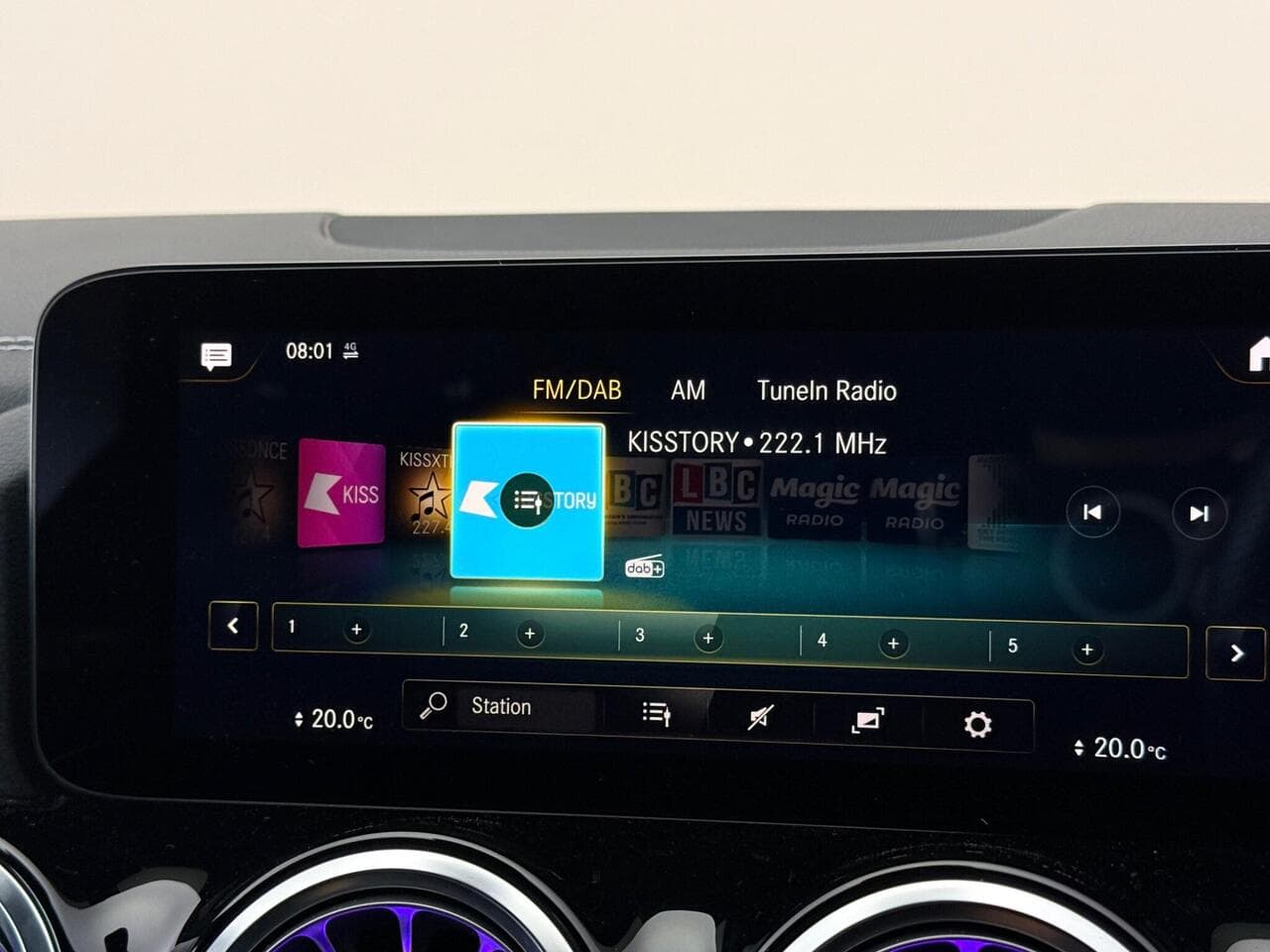 Mercedes-Benz B Class thumbnail Infotainment System