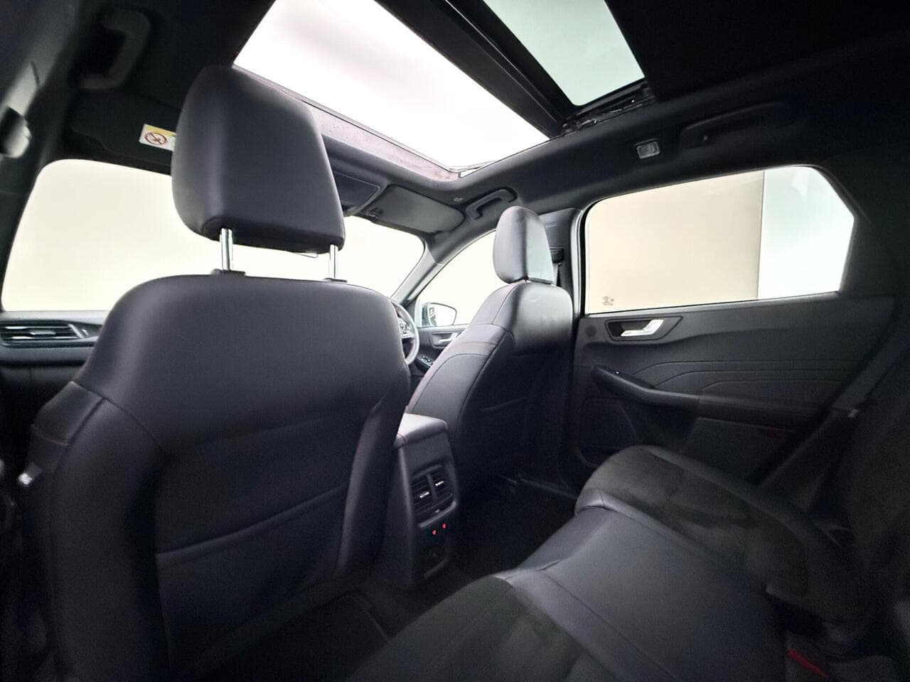 Ford Kuga thumbnail Seats Rear