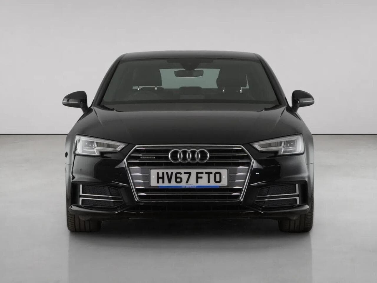 Audi A4 thumbnail Front