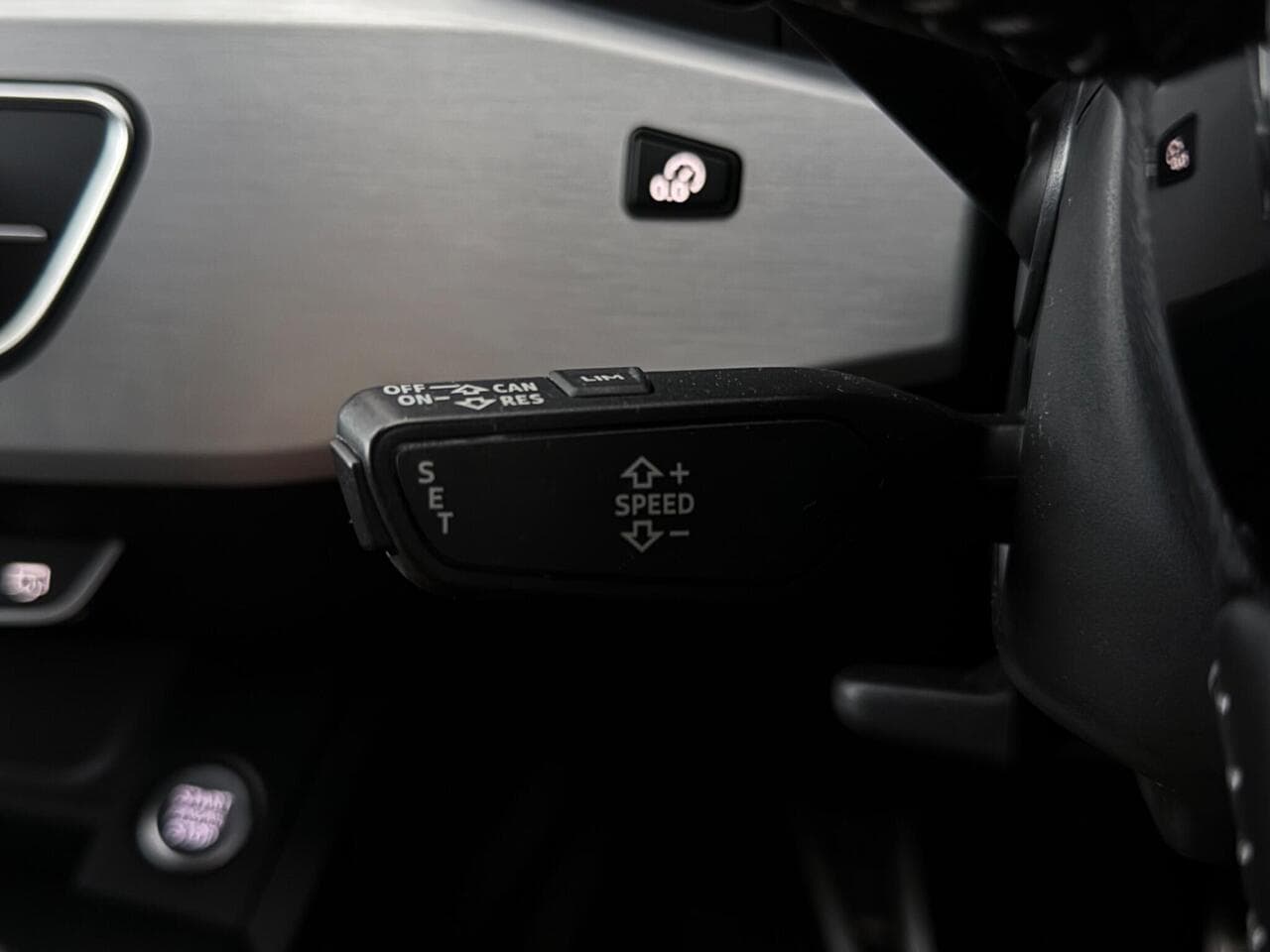 Audi A4 thumbnail Misc Controls