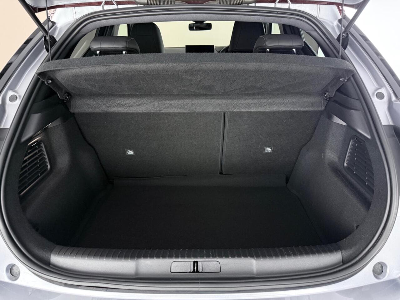 DS AUTOMOBILES DS 3 CROSSBACK thumbnail Boot