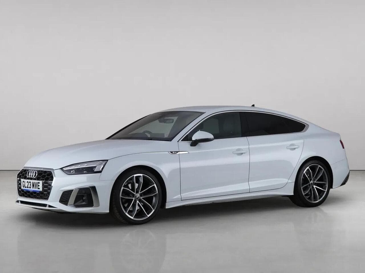 Audi A5 thumbnail Front Left
