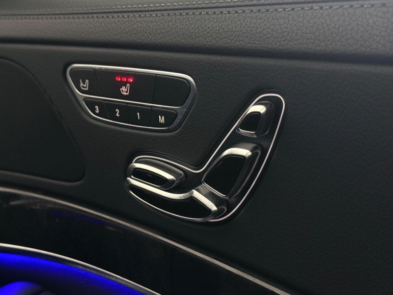 Mercedes-Benz S Class thumbnail Misc Controls