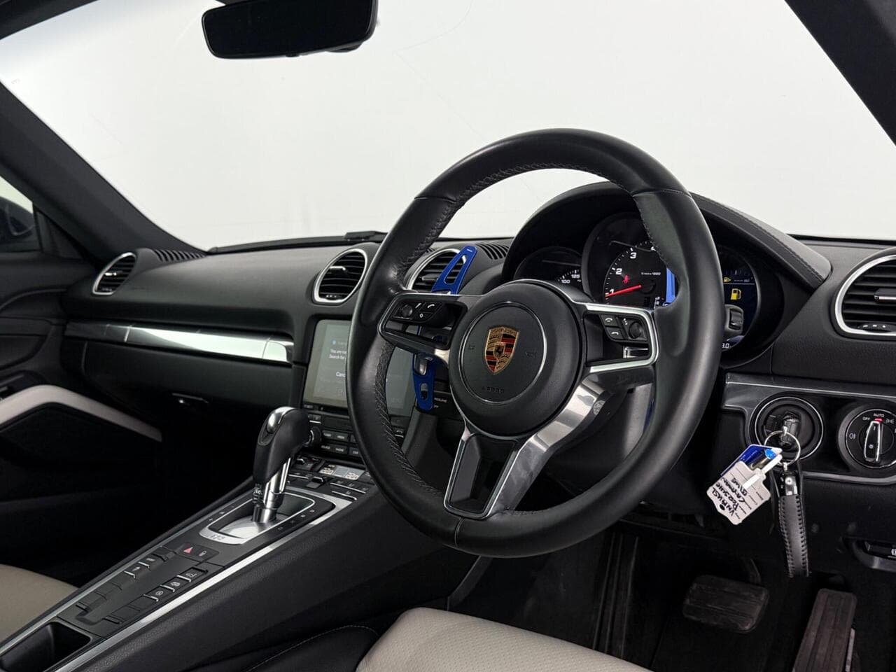 Porsche 718 Cayman thumbnail Interior Front