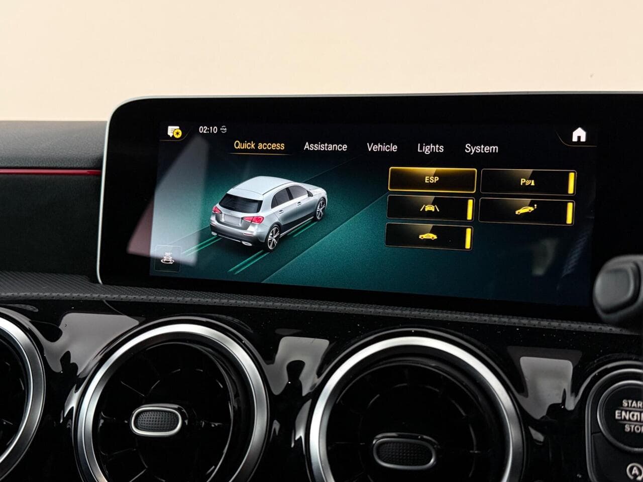 Mercedes-Benz A Class thumbnail Infotainment System