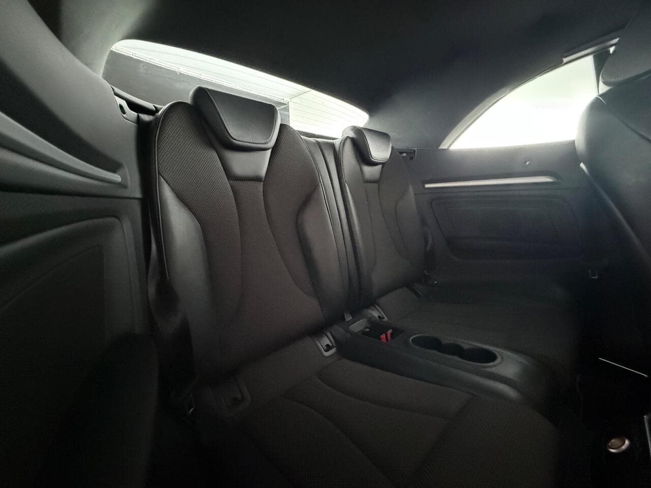 Audi A3 Cabriolet thumbnail Seats Rear
