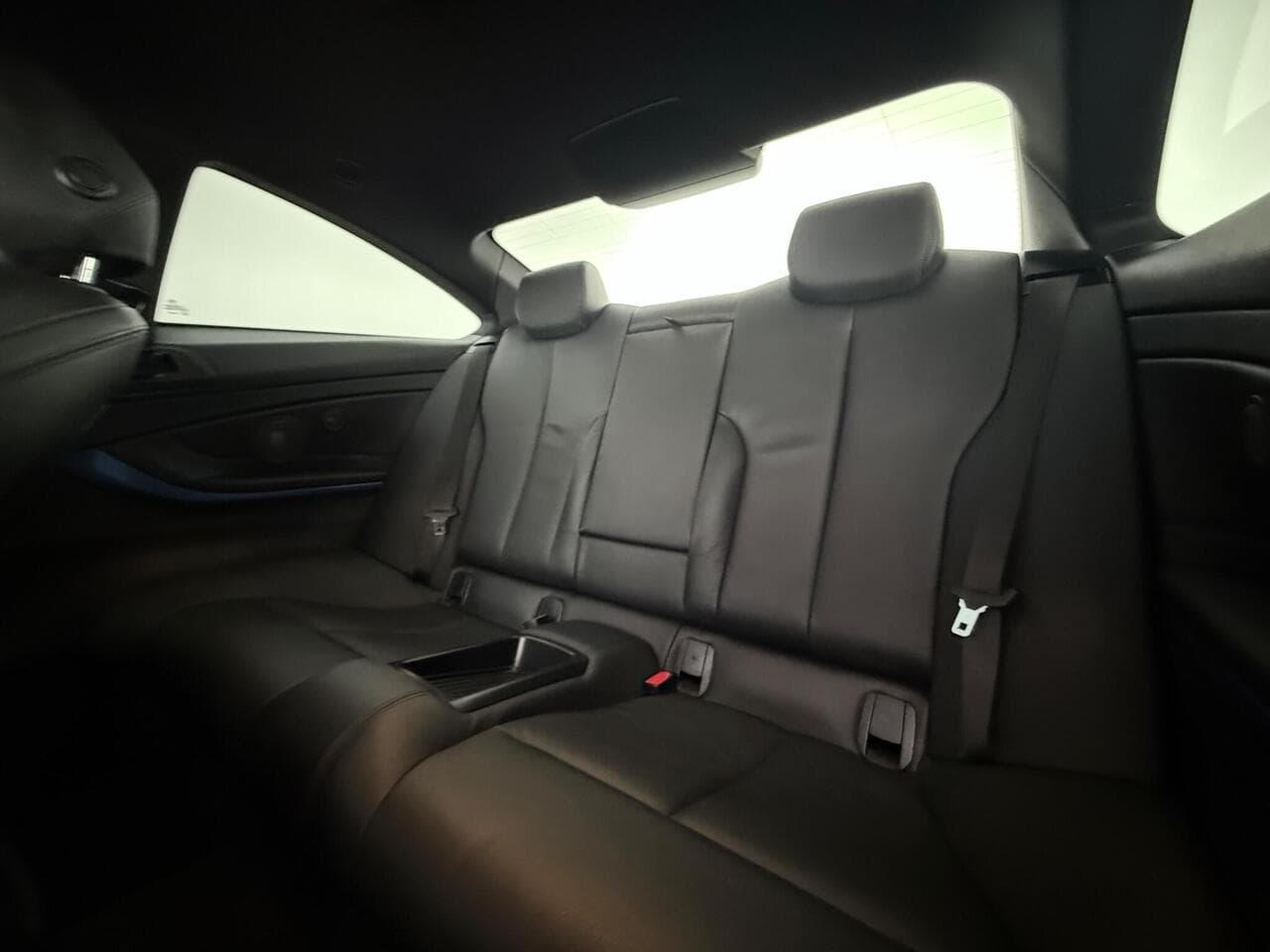 BMW 4 Series thumbnail Seats Rear