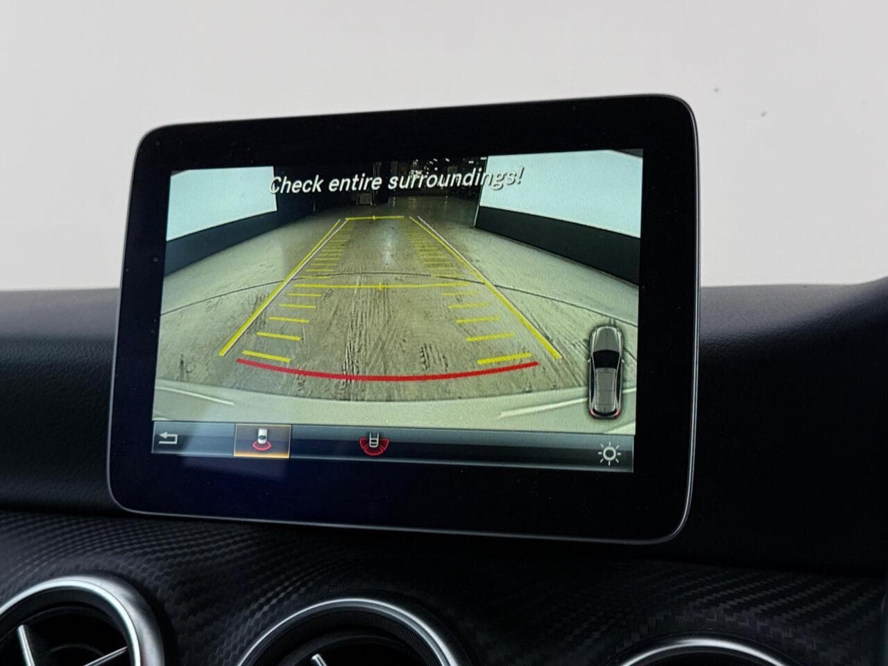 Mercedes-Benz A Class thumbnail Infotainment System