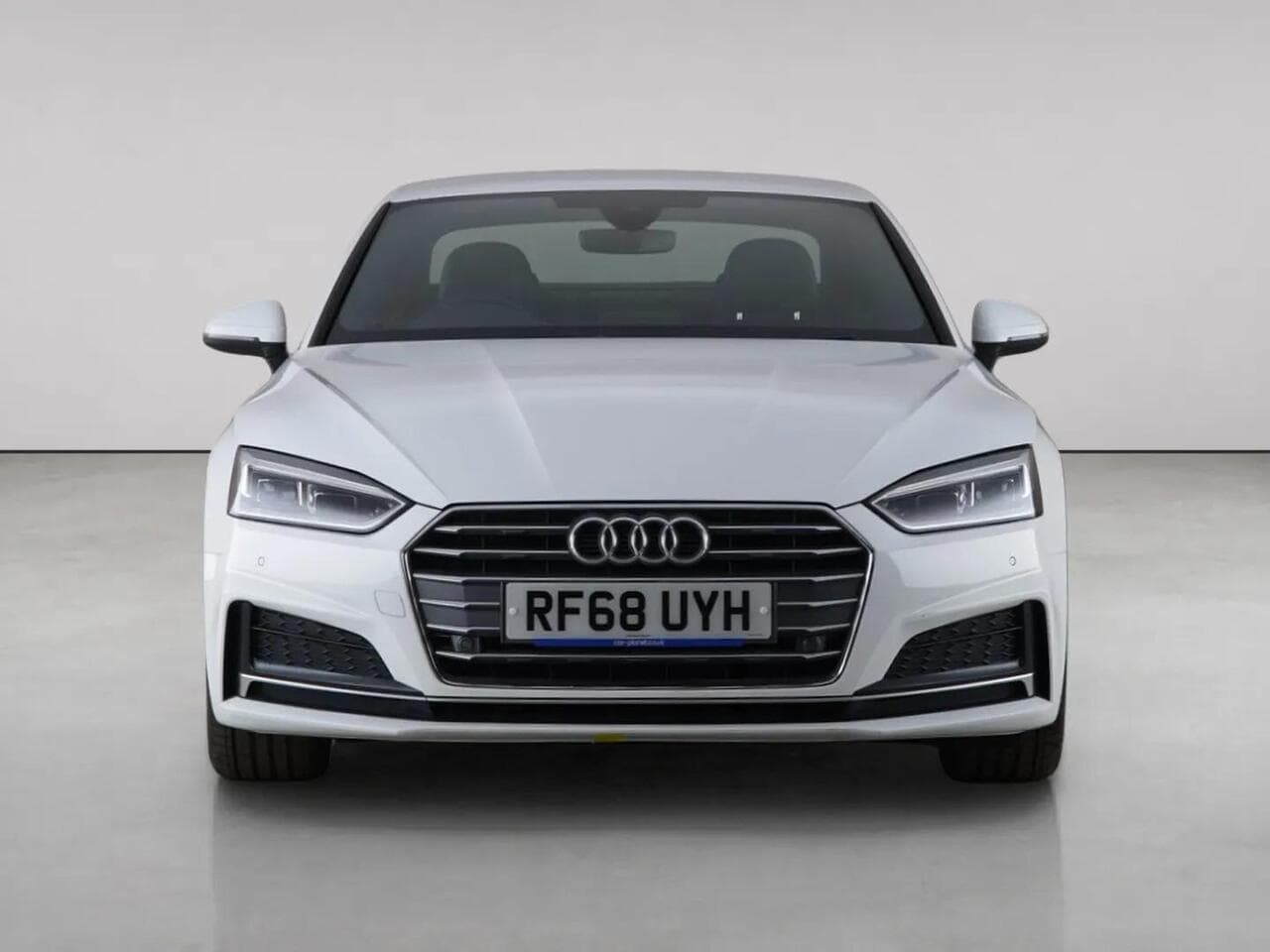Audi A5 thumbnail Front