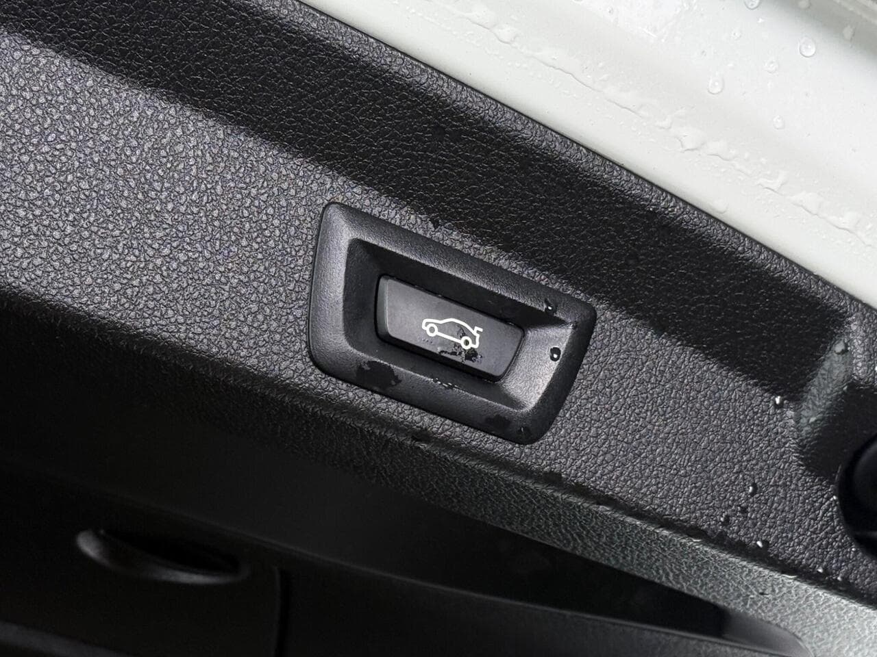 BMW 4 Series Gran Coupe thumbnail Misc Controls