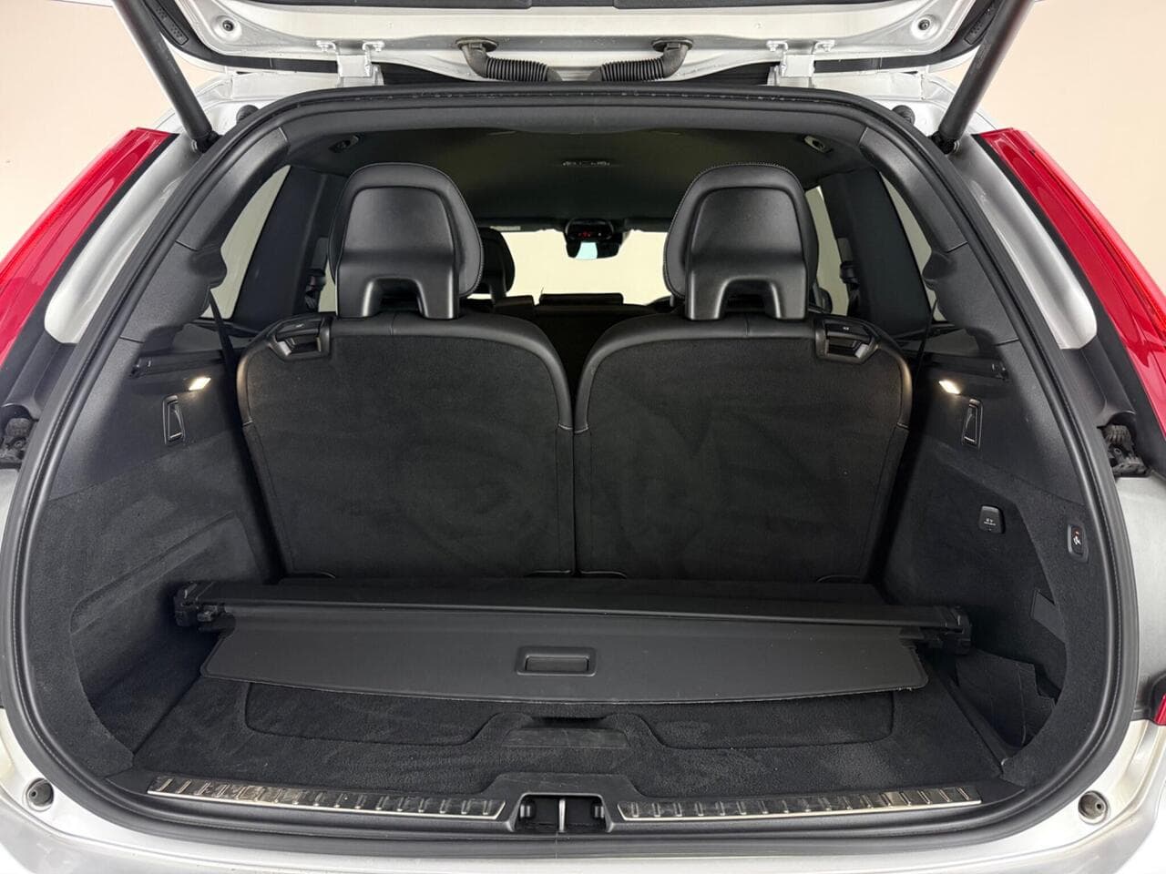 Volvo XC90 thumbnail Boot