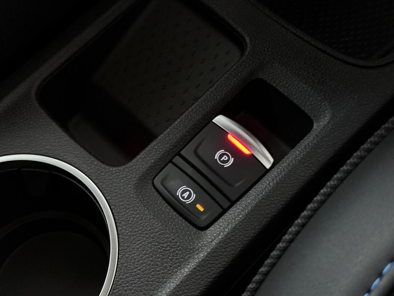 Renault Symbioz thumbnail Misc Controls
