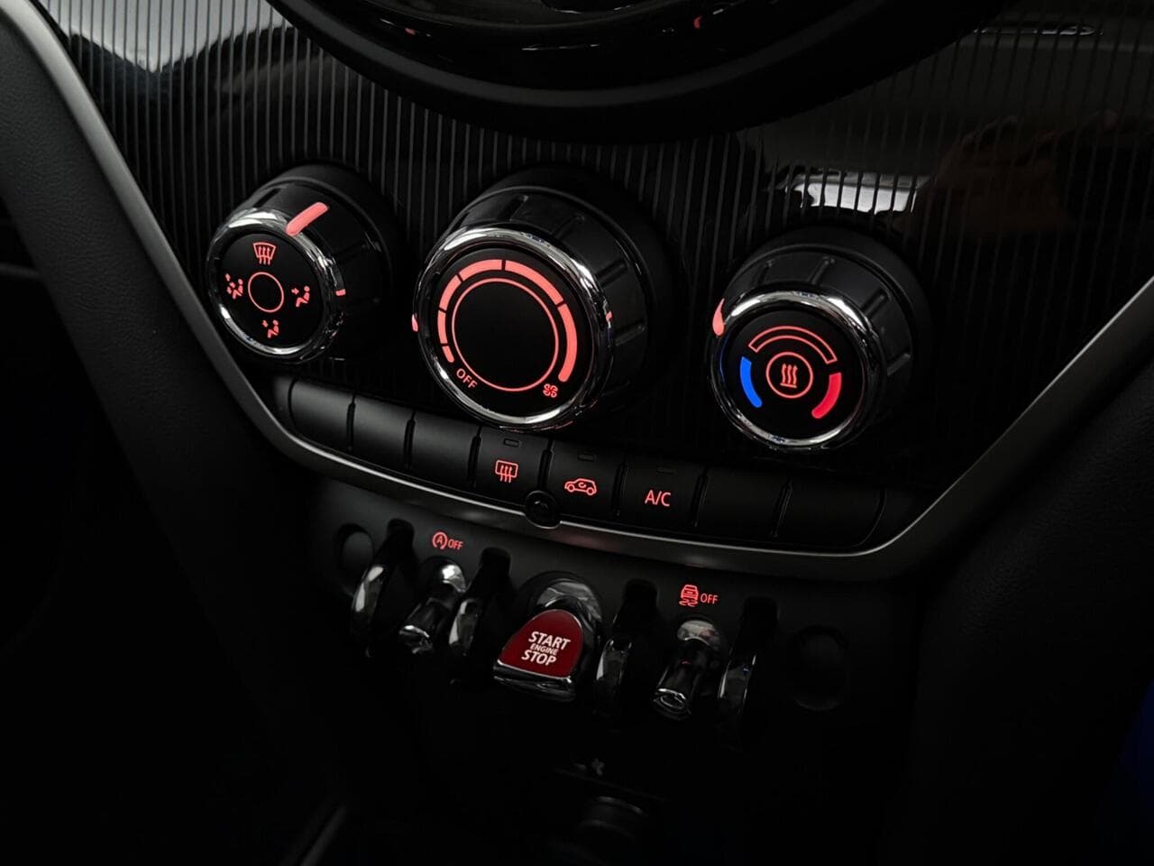 MINI Countryman thumbnail Misc Controls