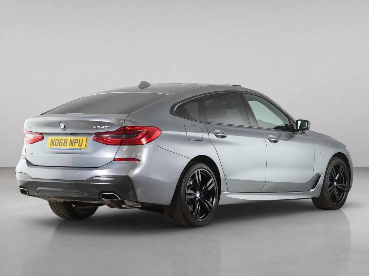 BMW 6 Series Gran Turismo thumbnail Rear Right