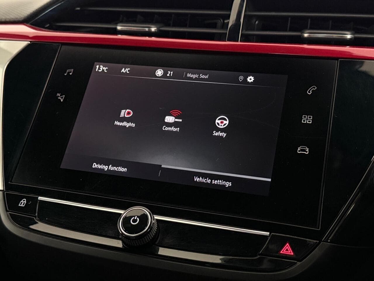 Vauxhall Corsa thumbnail Infotainment System