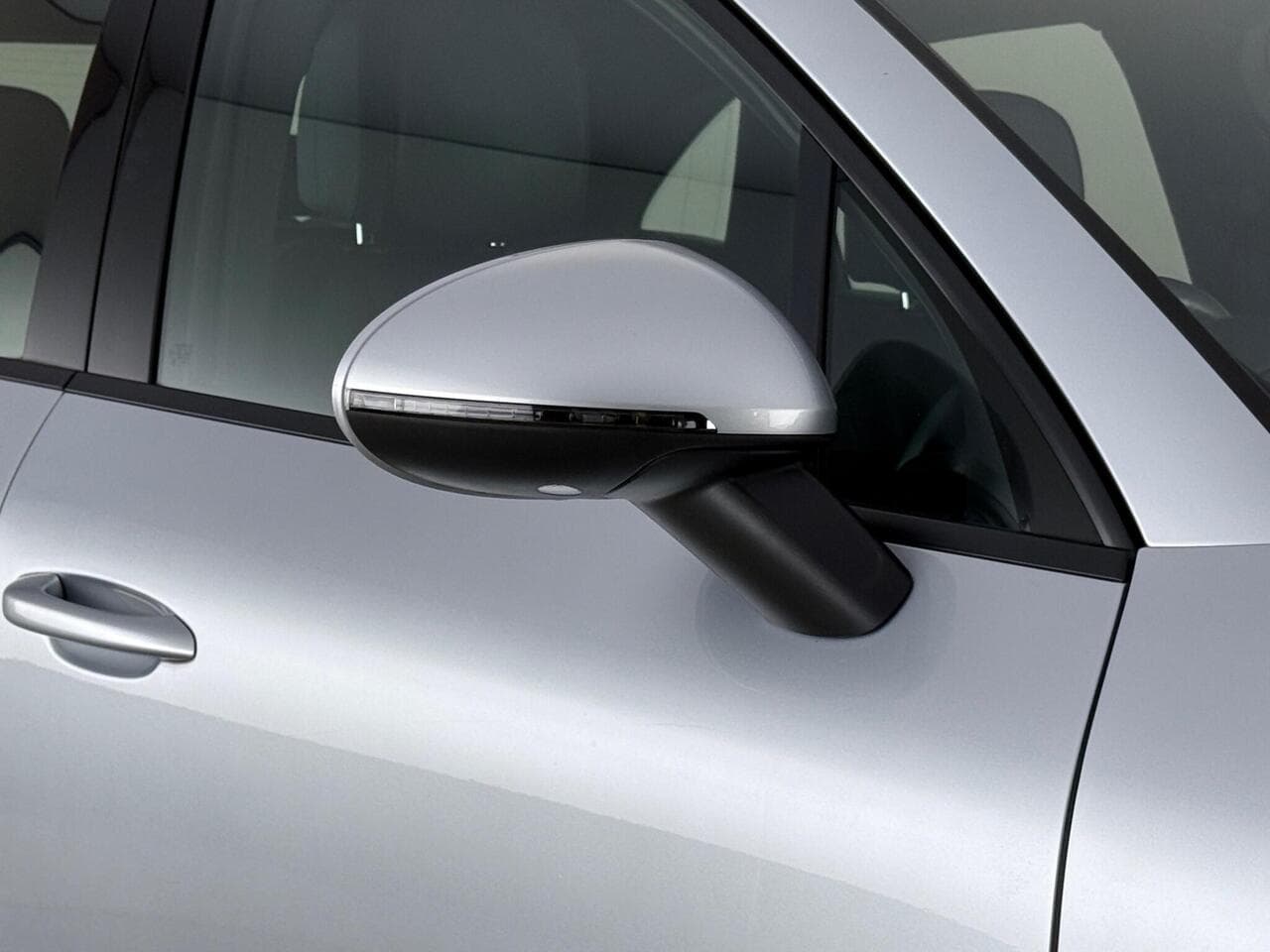 Porsche Macan thumbnail Wing Mirror