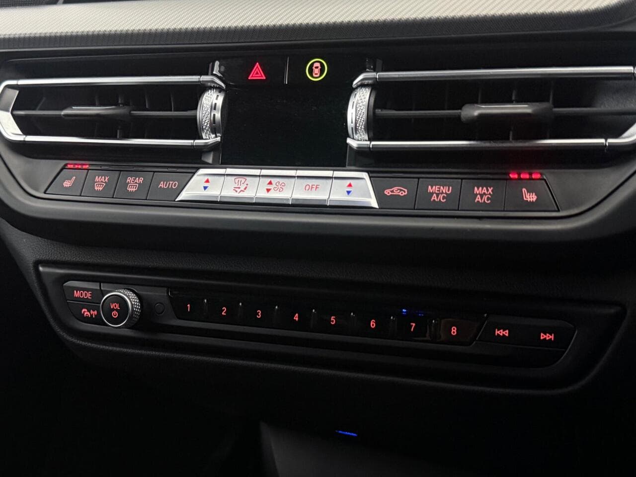 BMW 1 Series thumbnail Infotainment System