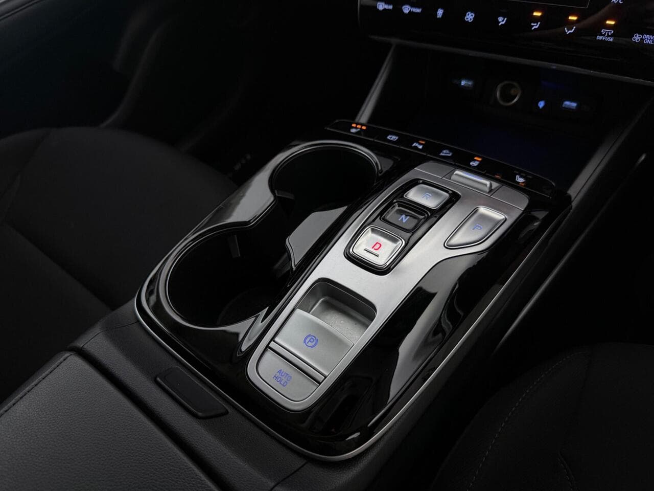 Hyundai TUCSON thumbnail Interior Front