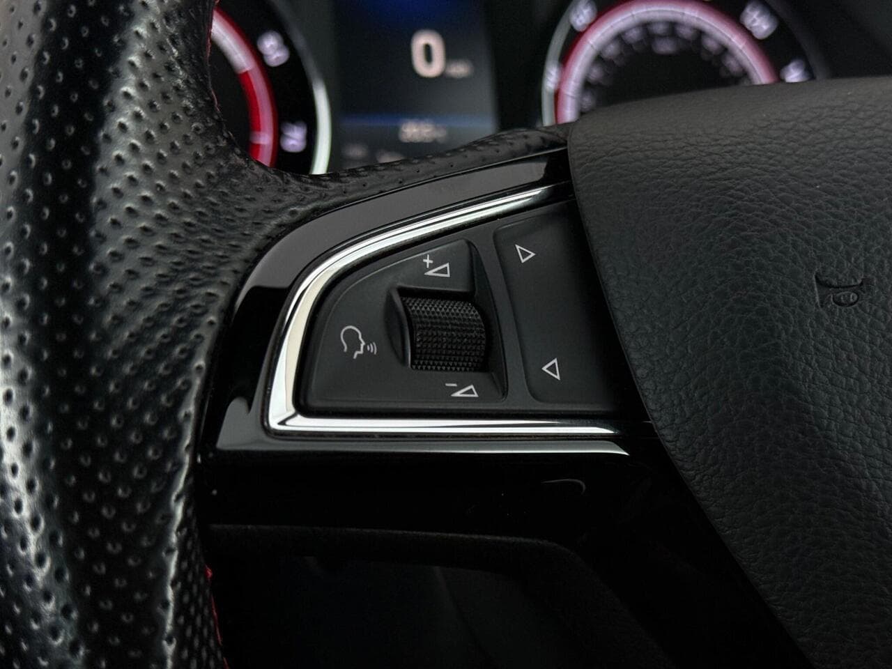 Skoda Octavia thumbnail Misc Controls