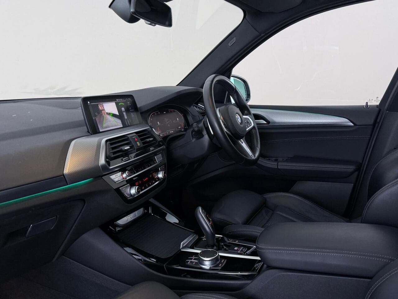 BMW X3 thumbnail Interior Front