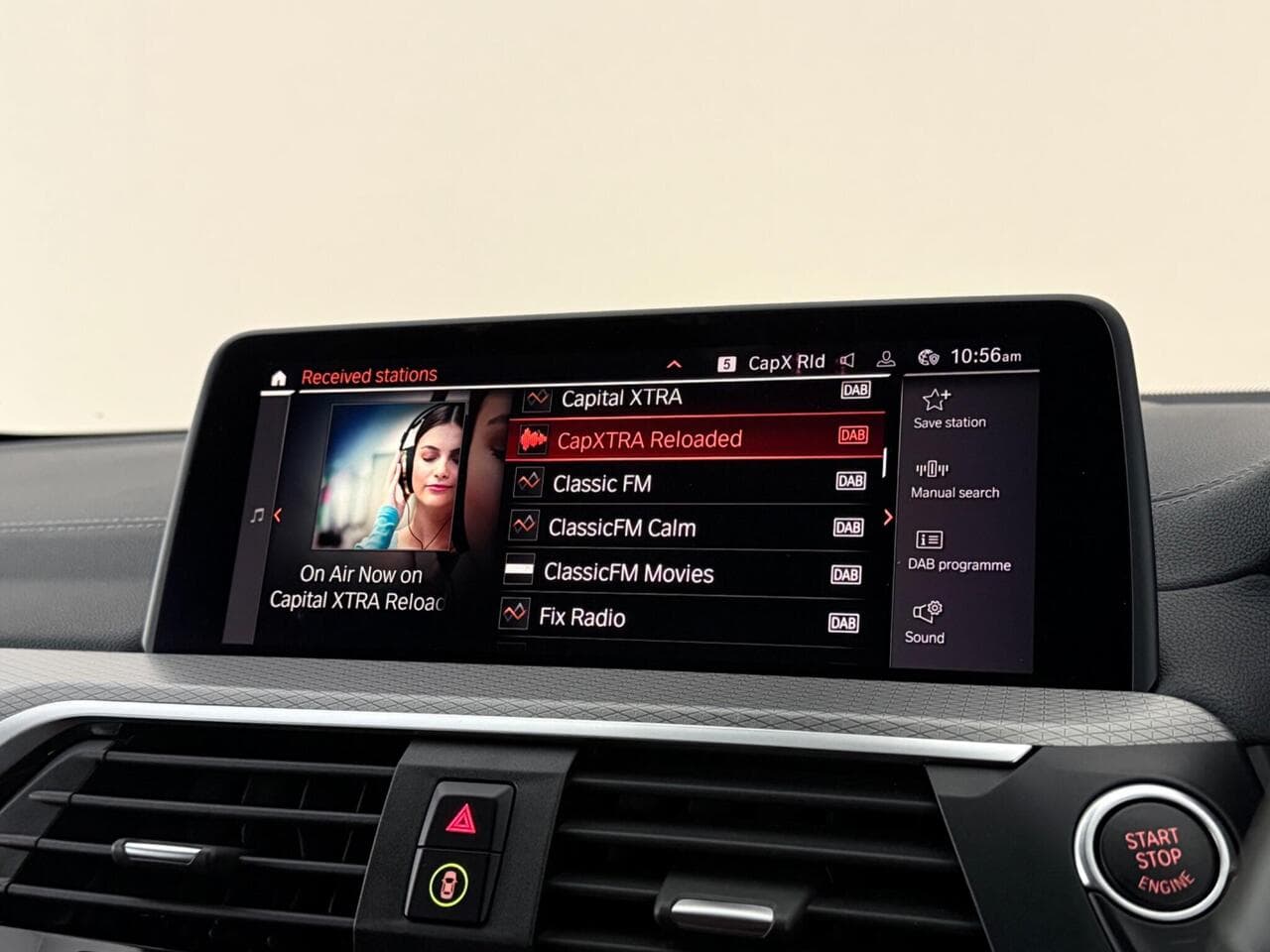 BMW X4 thumbnail Infotainment System