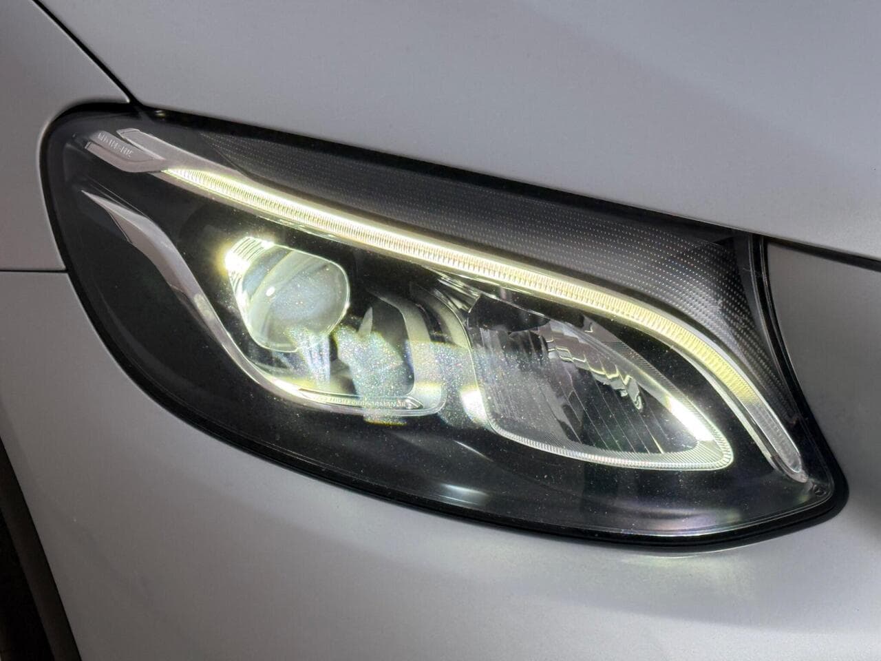 Mercedes-Benz GLC thumbnail Lights Front