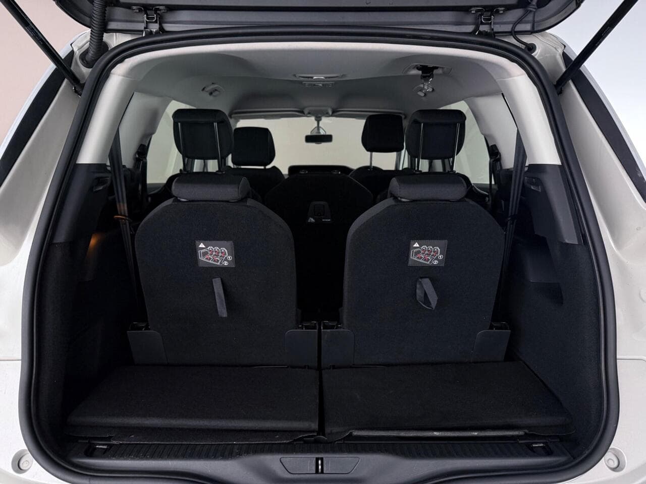 Citroen Grand C4 SpaceTourer thumbnail Boot
