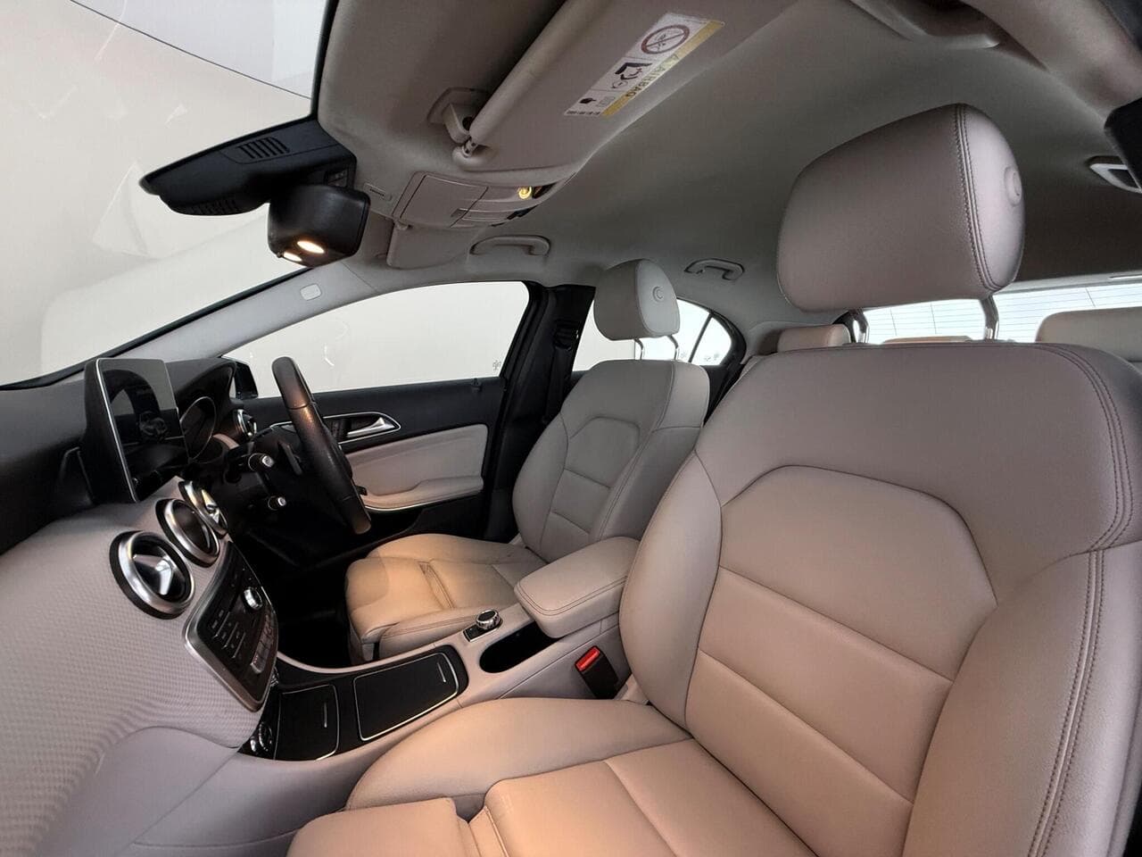Mercedes-Benz A Class thumbnail Seat Front Passenger